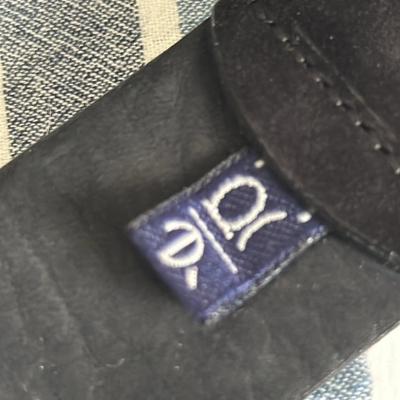 Black made in Spain suede belt silver tone buckle numbered size 28 - Picture 12 of 16